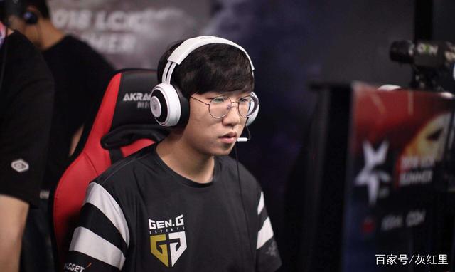 不断在转会 不断在转会