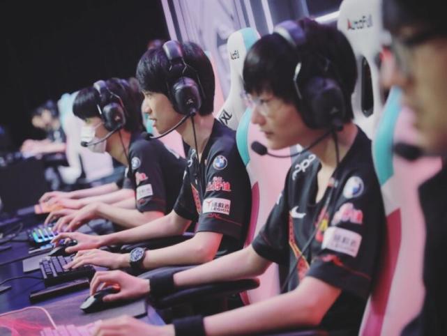 检票口形成 检票口形成